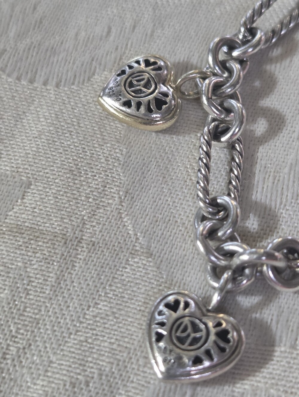 David Yurman 5 Heart Charm Bracelet with Toggle Closure, SS & 18k - Picture 10 of 16